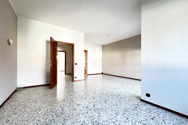 Apartament in Via Fratelli Guglielmina 9, Borgosesia - Photo 1