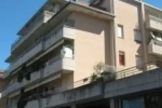 insertion image