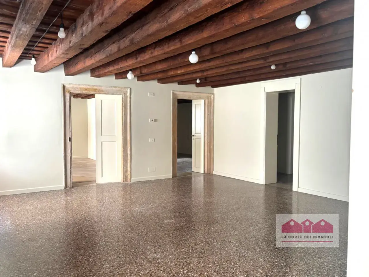 Ufficio in Contra' Santi Apostoli, Vicenza, {3} - Foto 1