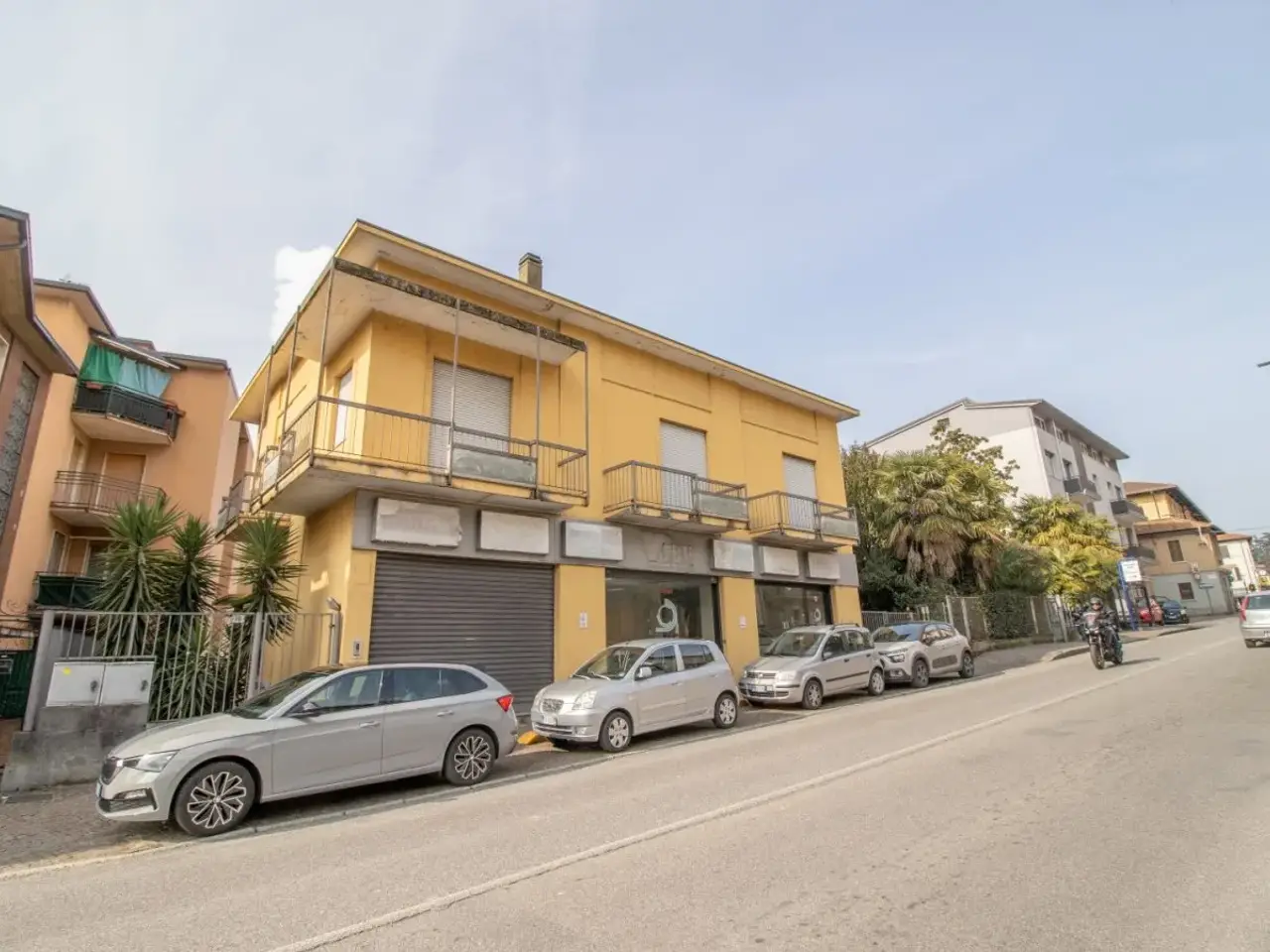 Negozio in Corso Europa 10, Calolziocorte, {3} - Foto 1