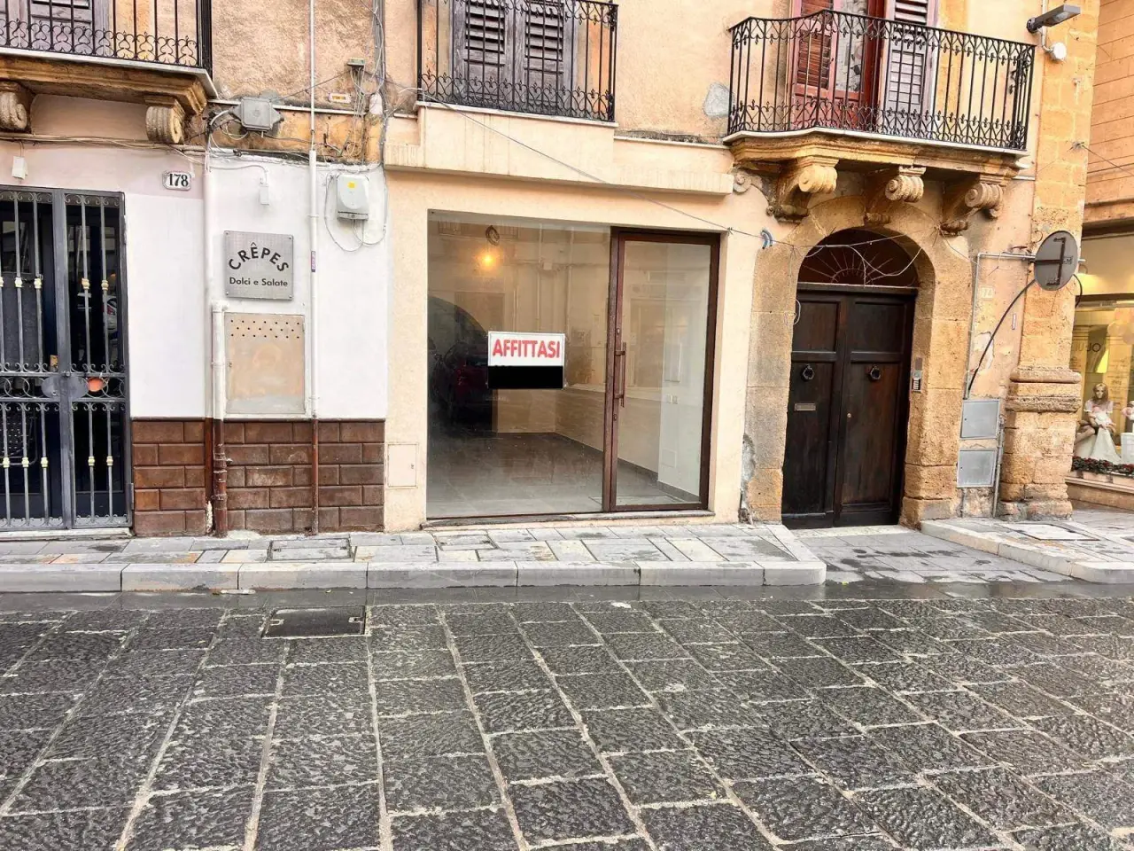 Negozio in Via G. Licata, Sciacca, {3} - Foto 1