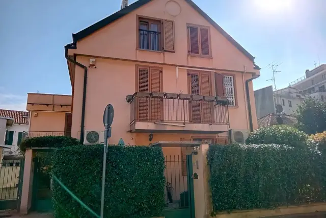 Villa a schiera in {3}, Via De Rocchi - Foto 1