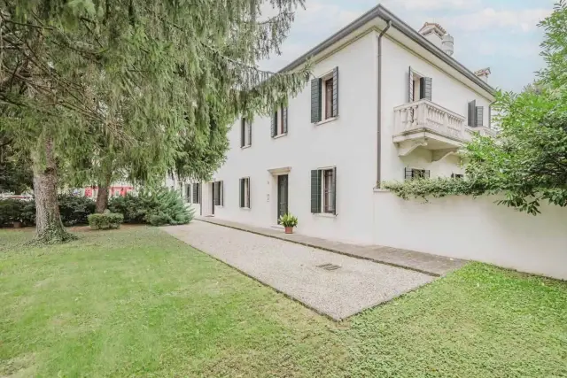 Villa in Via Caporello 25, Padova - Foto 1