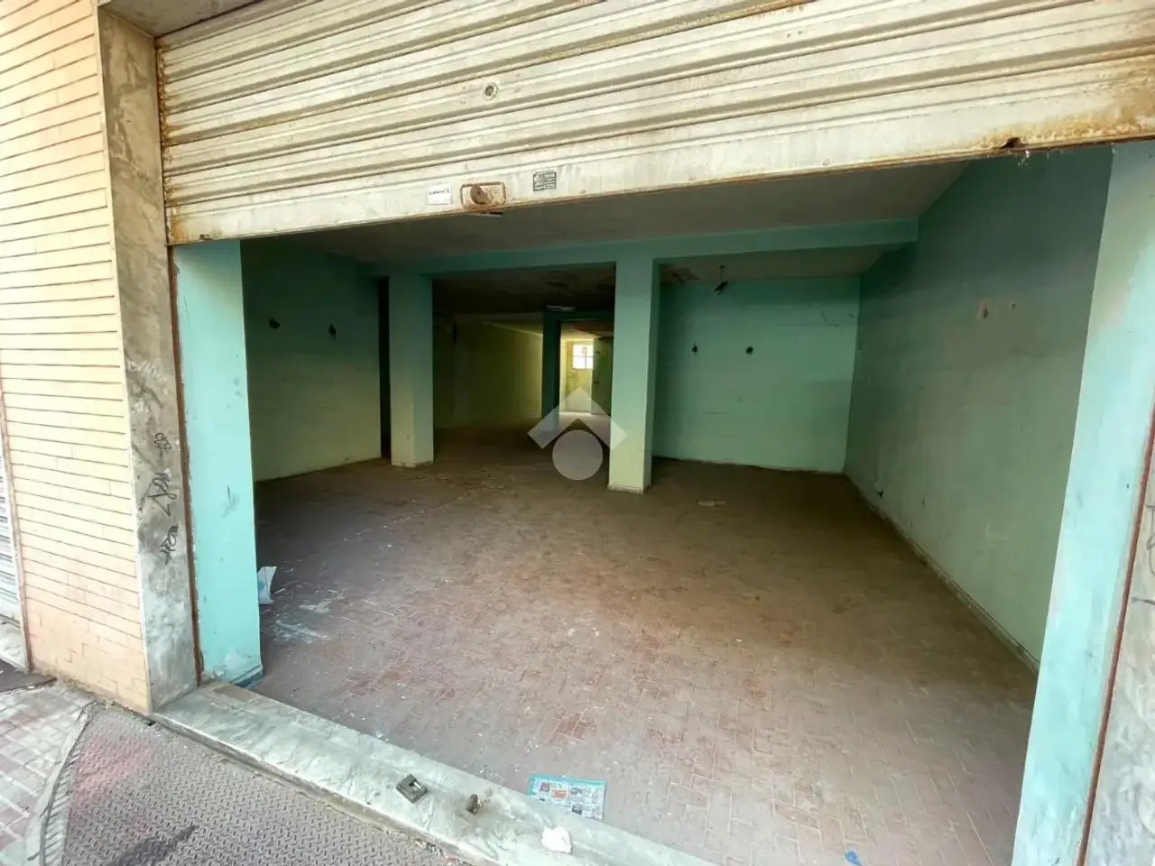 Negozio in Via Ogliastra 29, Cagliari, {3} - Foto 2
