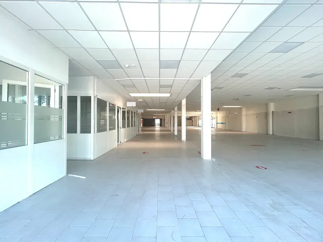 Negozio in Via Sassonia, Rimini, {3} - Foto 2