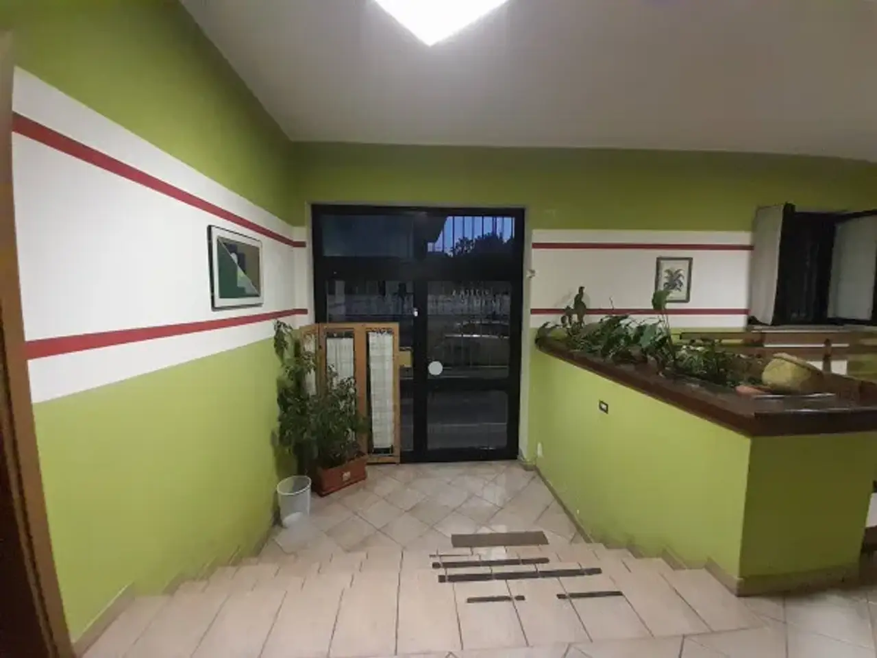 Negozio in Via Duca d'Aosta, Romano Di Lombardia, {3} - Foto 2