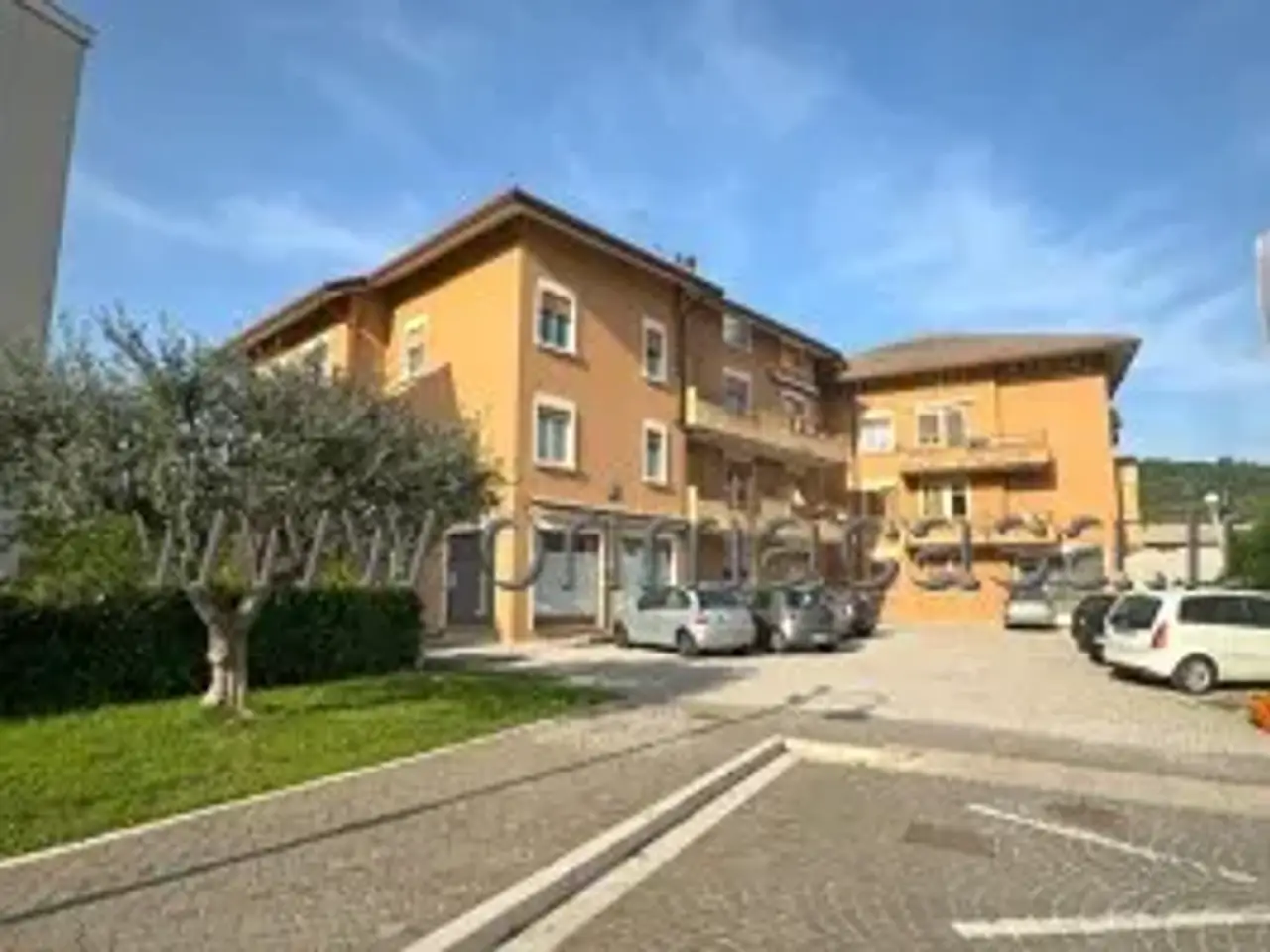 Negozio in Via 1, Montecchia di Crosara, {3} - Foto 1