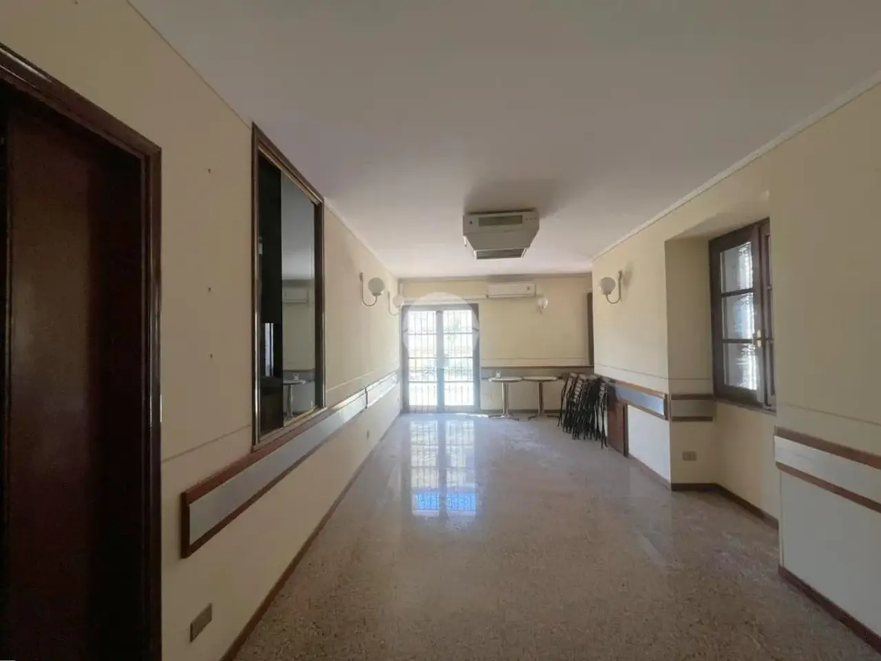 Negozio in Via Chiesa 34, Padenghe Sul Garda, {3} - Foto 2