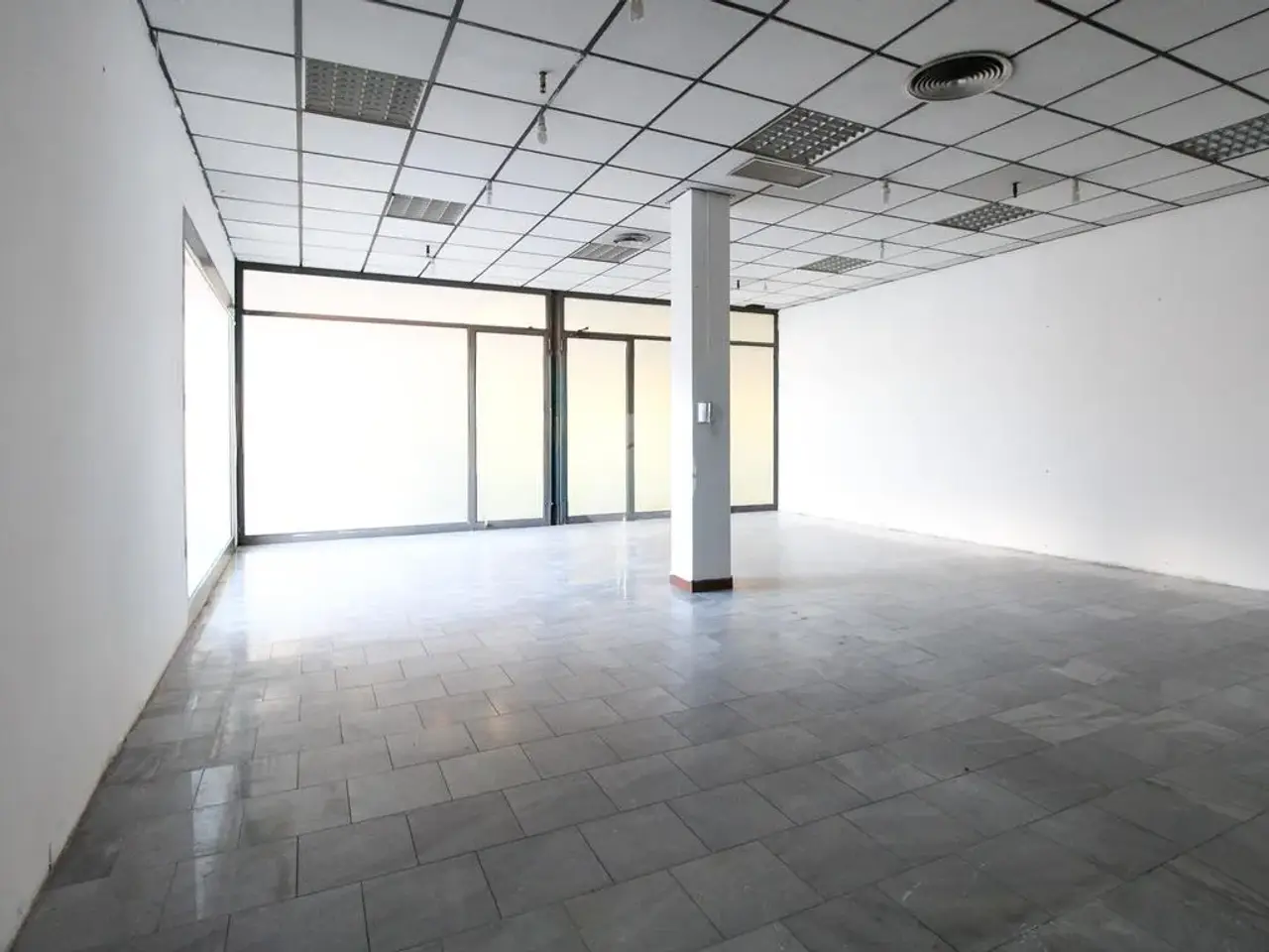 Ufficio in Viale Ortigara 1, Treviglio, {3} - Foto 2