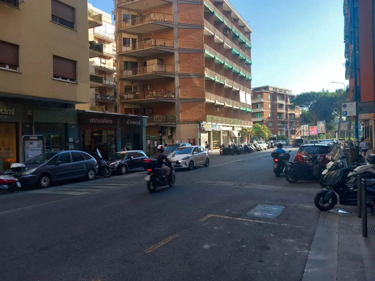 Negozio in Via Francesco Cilea, Vomero, Napoli, Napoli, Napoli, {3} - Foto 2