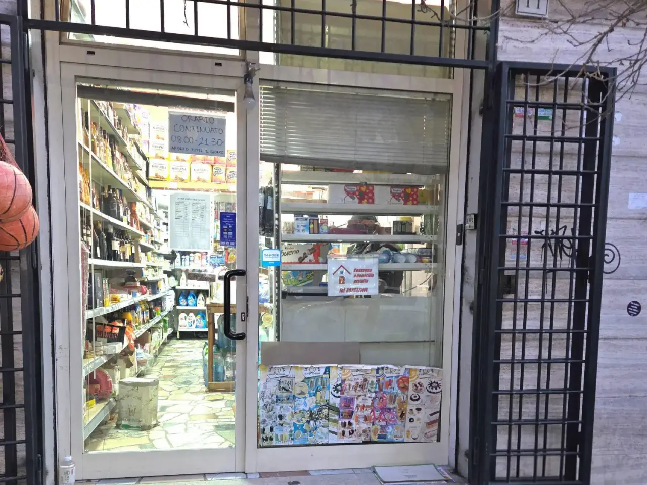 Negozio in Via Alessandro Luzio 11, Roma, {3} - Foto 2