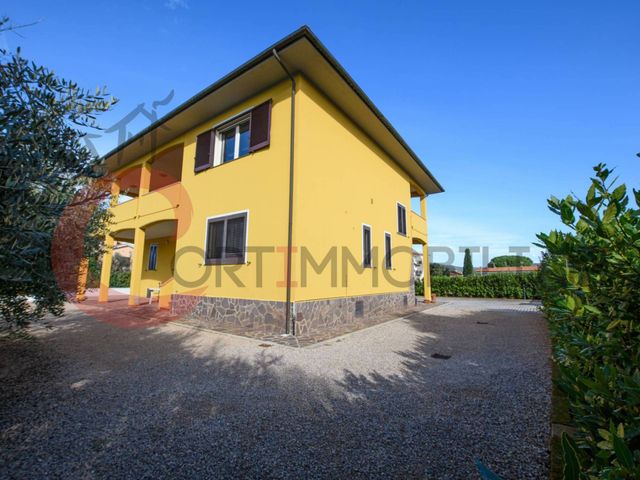 2-room flat in Borgo San Guglielmo, Gavorrano - Photo 1