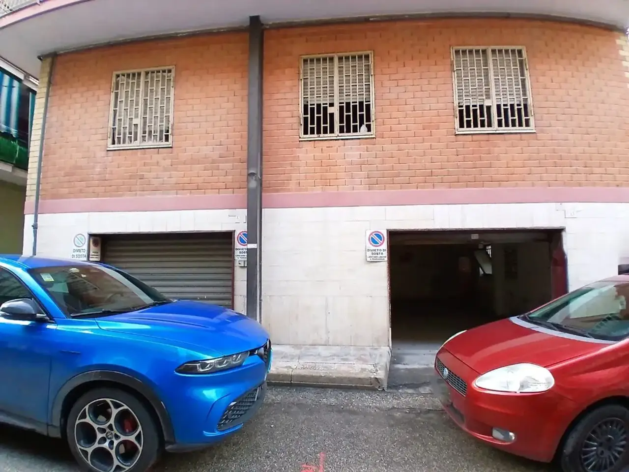 Immobile commerciale in Via Goffredo Mameli, Qualiano, {3} - Foto 2