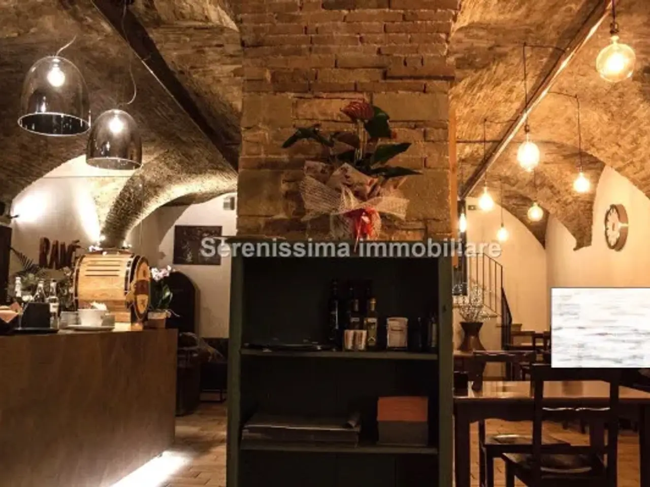 Ristorante in , Fossombrone, {3} - Foto 2