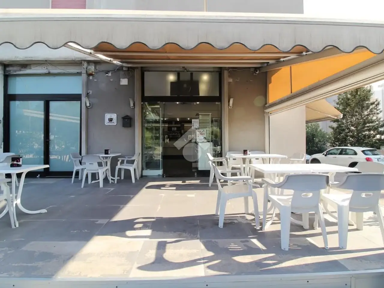 Negozio in Viale Francia 21, Brindisi, {3} - Foto 1