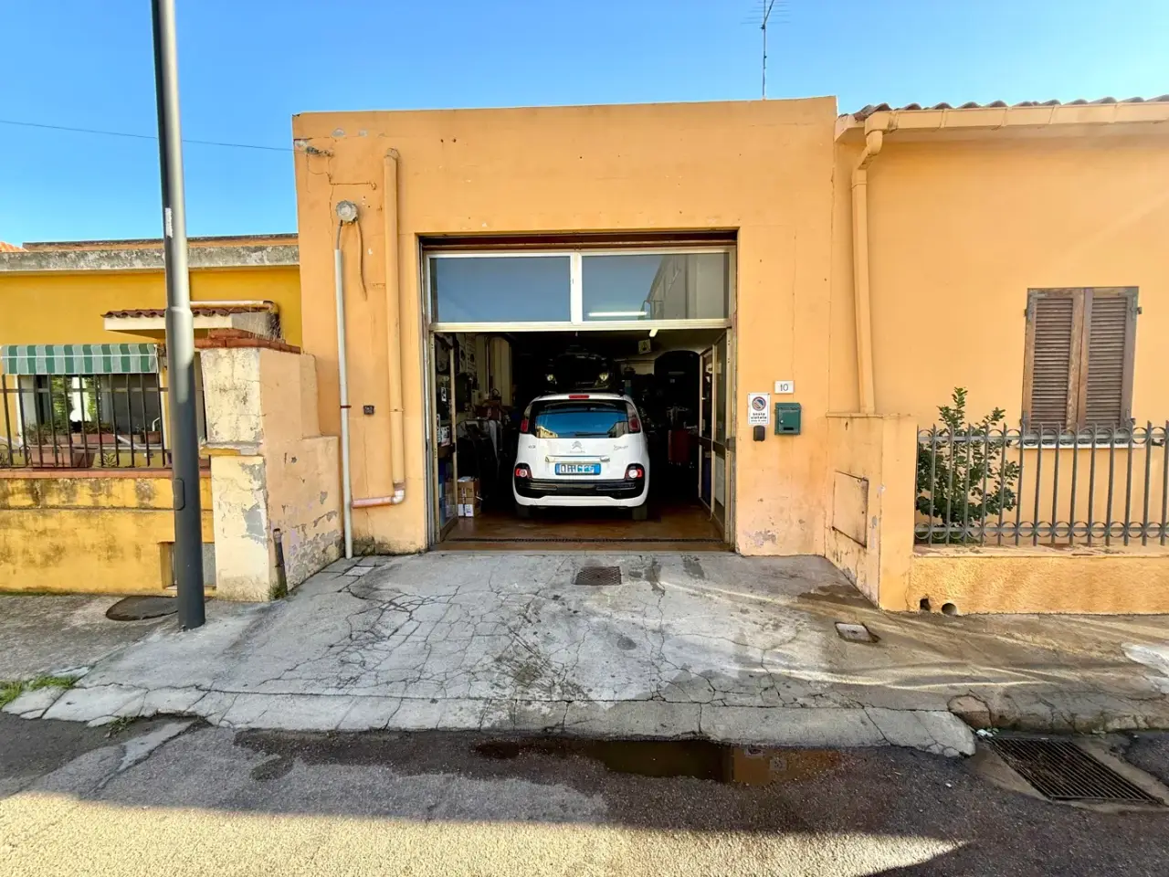 Magazzino in Via da Fabriano 10, Olbia, {3} - Foto 1