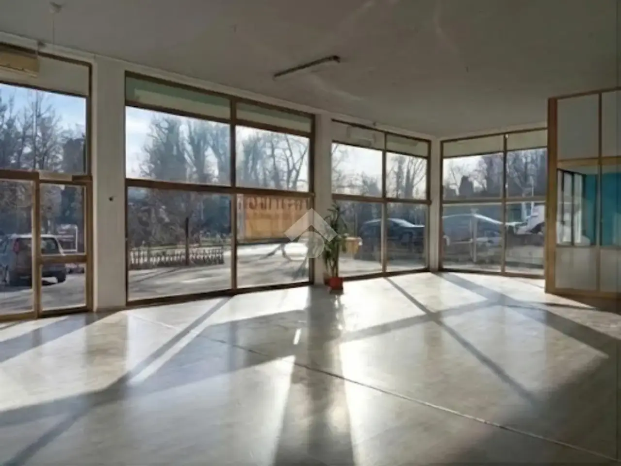 Negozio in Via Cascinapiano 45, Langhirano, {3} - Foto 1