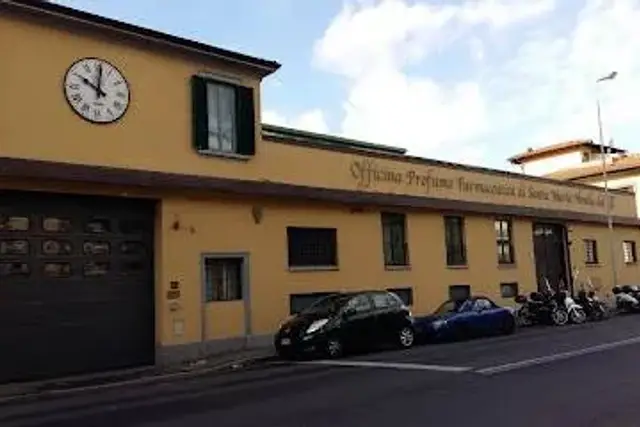 Geschäft in Via Reginaldo Giuliani 210, Firenze - Foto 1