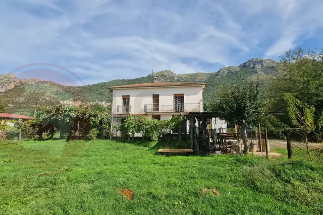 Casa indipendente in Via Vesceto Snc, Roccasecca - Foto 1