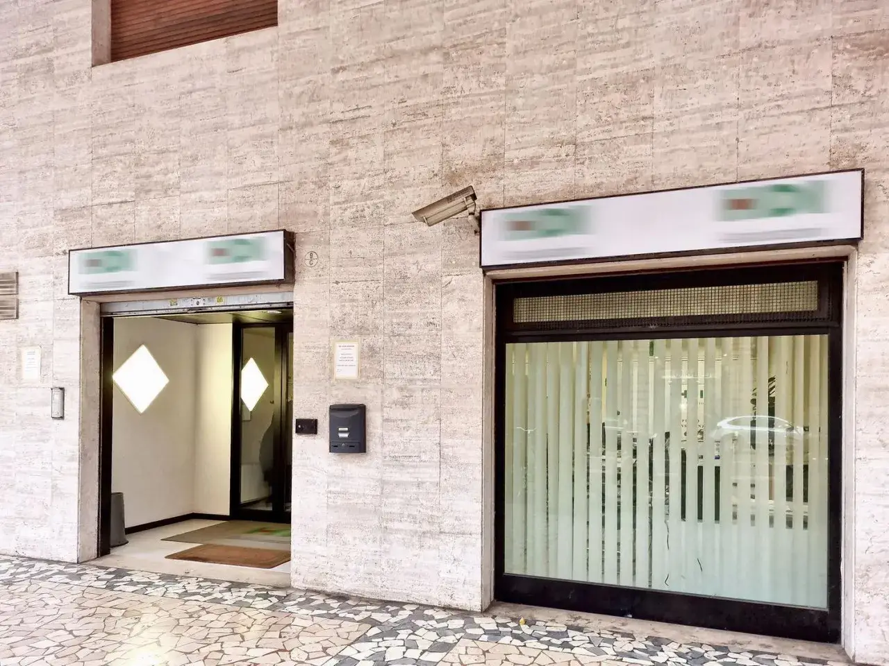 Ufficio in Via Giovanni Amendola, N. 11, Bologna, {3} - Foto 1