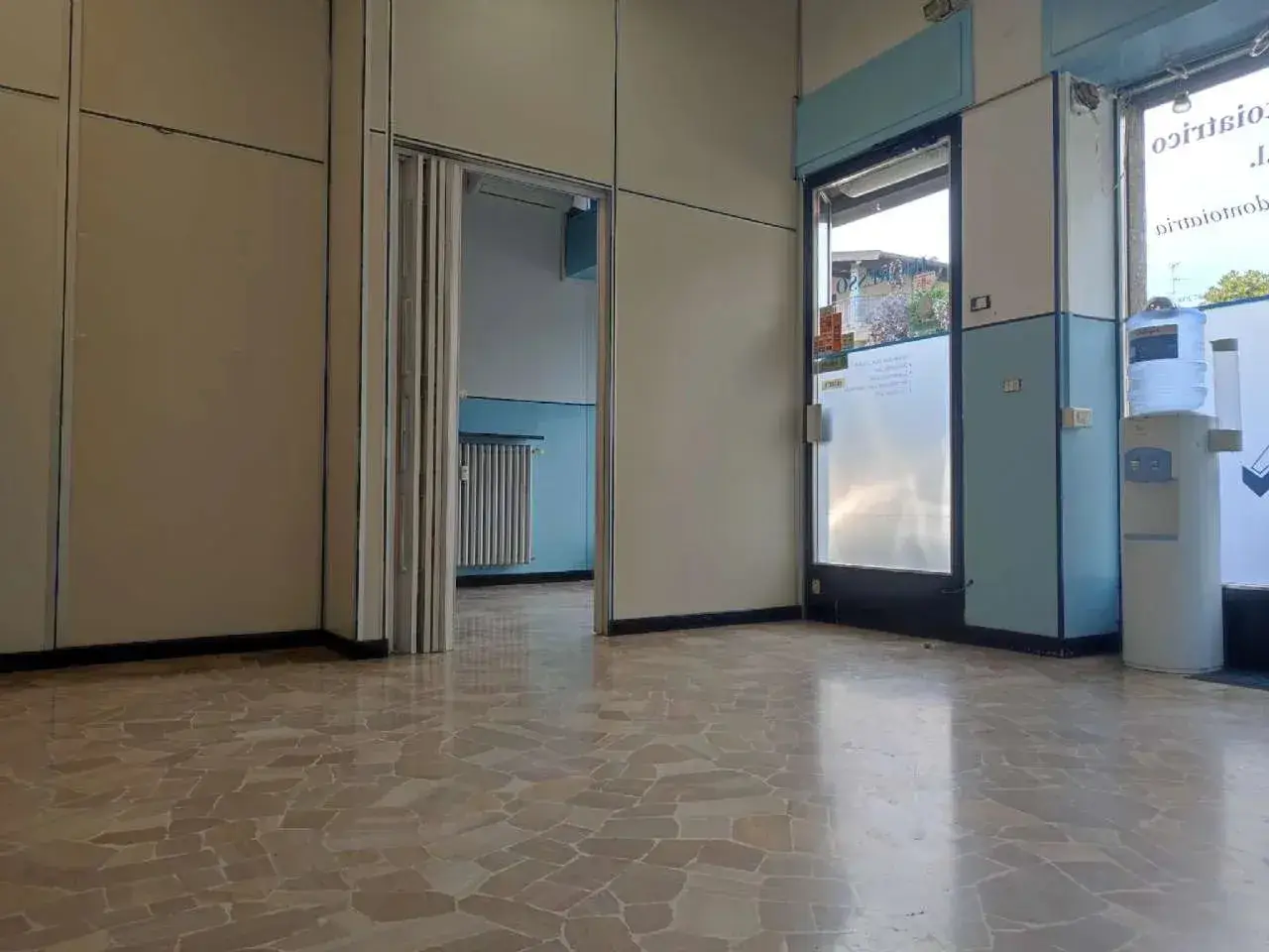 Negozio in , Arese, {3} - Foto 2