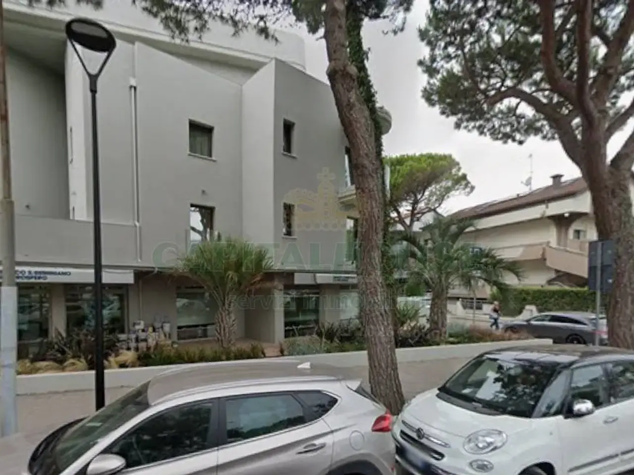 Esercizio commerciale in Viale Due Giugno, Cervia, {3} - Foto 2