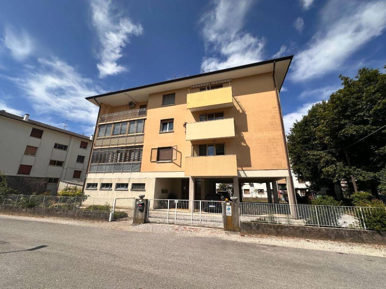 immagine annuncio 11 di 12