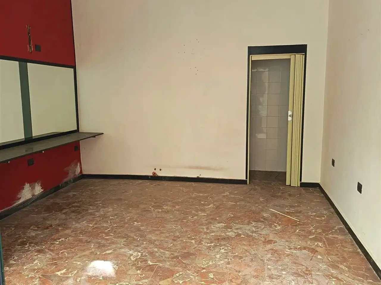 Magazzino in Via Generale Antonio Baldissea, Palermo, {3} - Foto 2