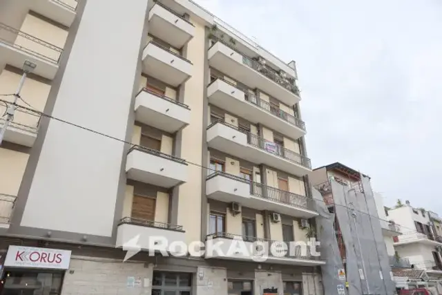 Vierzimmerwohnung in Viale di Ponente 19, Cerignola - Foto 1