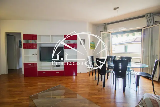 4-room flat, Prato - Photo 1