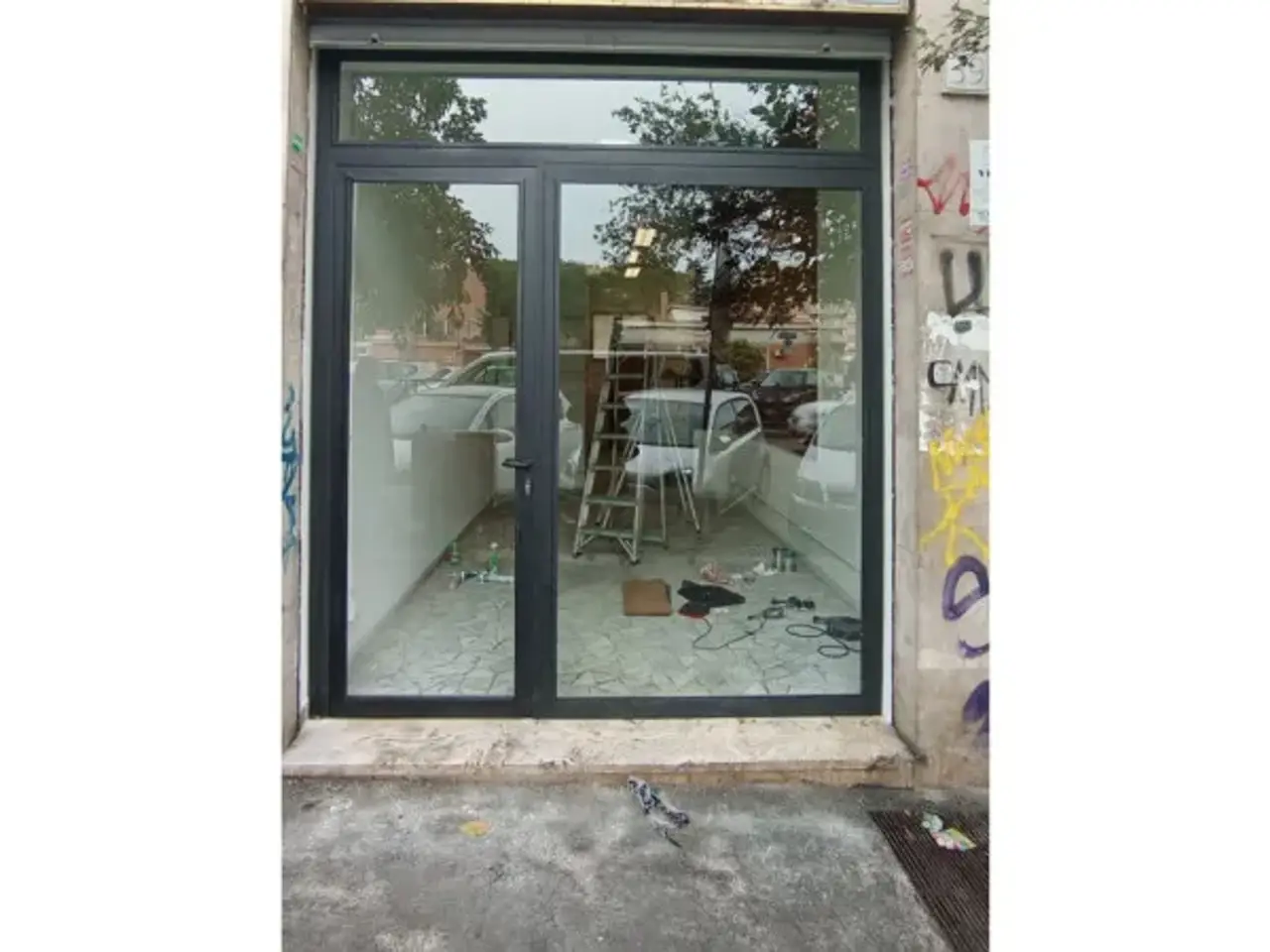 Negozio in Viale dei Consoli, Roma, {3} - Foto 2