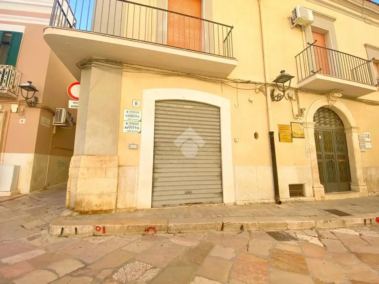 Negozio in Via San Severino 8, San Severo, {3} - Foto 2