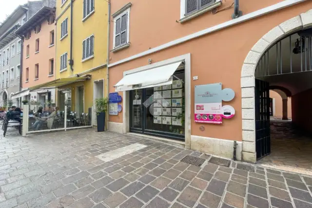 Negozio in Via Santa Maria 14, Desenzano del Garda - Foto 1