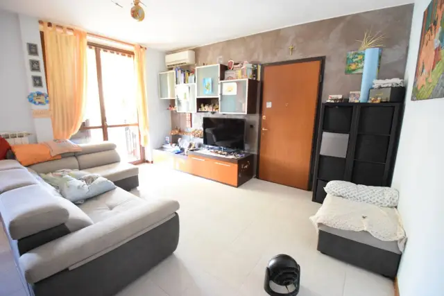 3-room flat in Via Lecco, Agrate Brianza - Photo 1