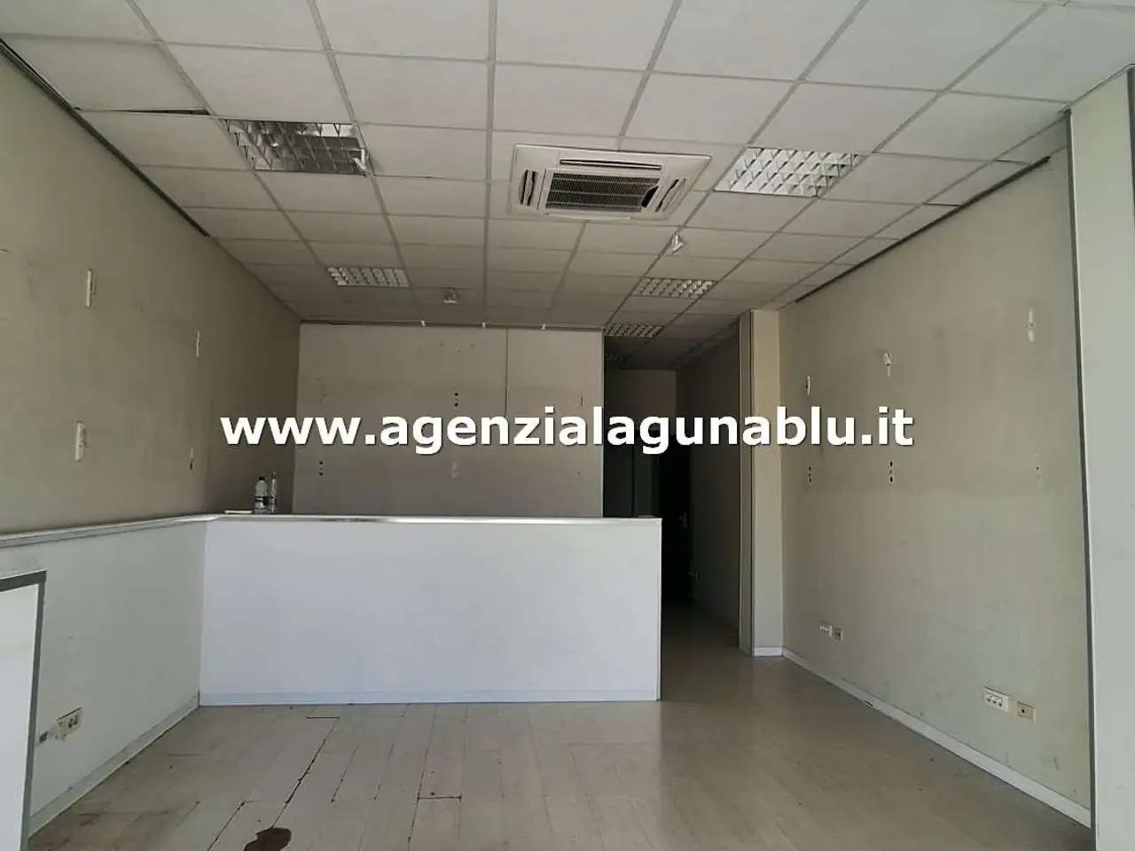 Negozio in Via Castelvetrano, Mazara Del Vallo, {3} - Foto 1