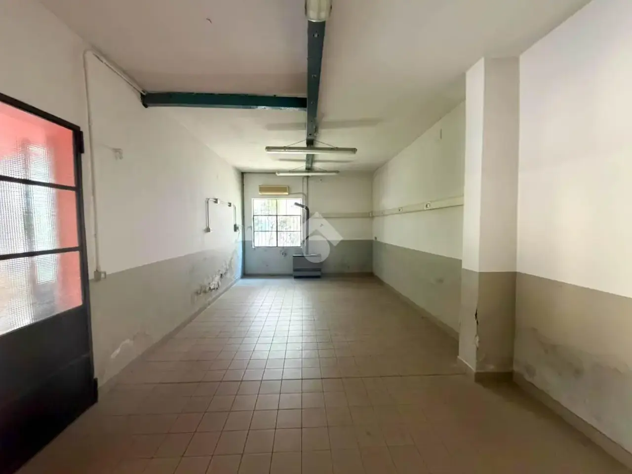 Capannone in Via della Resistenza 33, Peschiera Borromeo, {3} - Foto 2