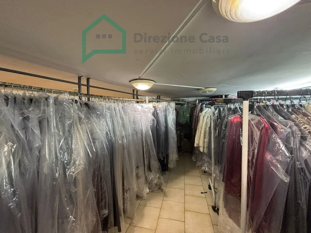 Negozio in Corso Giuseppe Garibaldi,286, Napoli, {3} - Planimetria 1