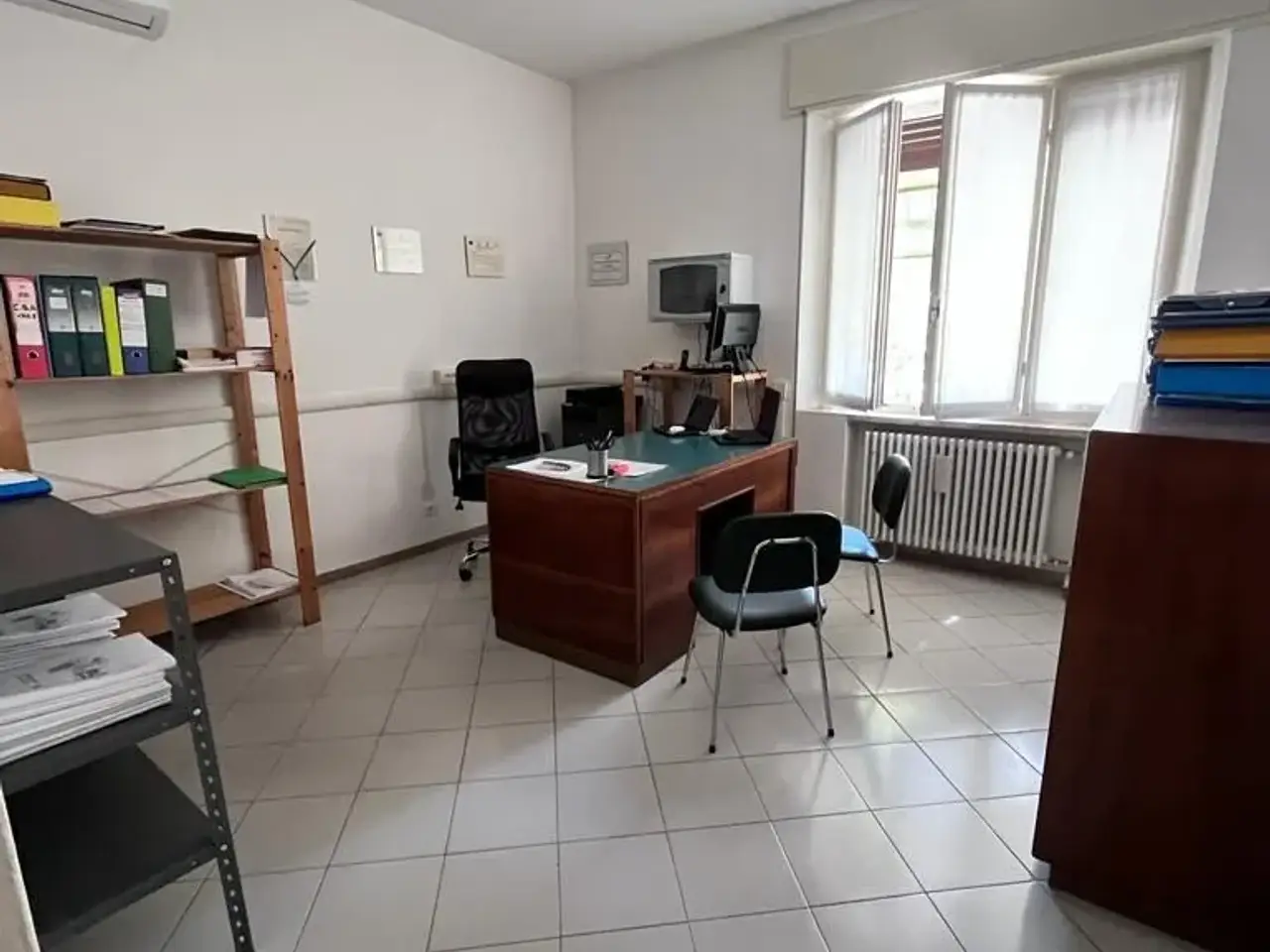 Ufficio in Via Roma, Bagnolo San Vito, {3} - Foto 2