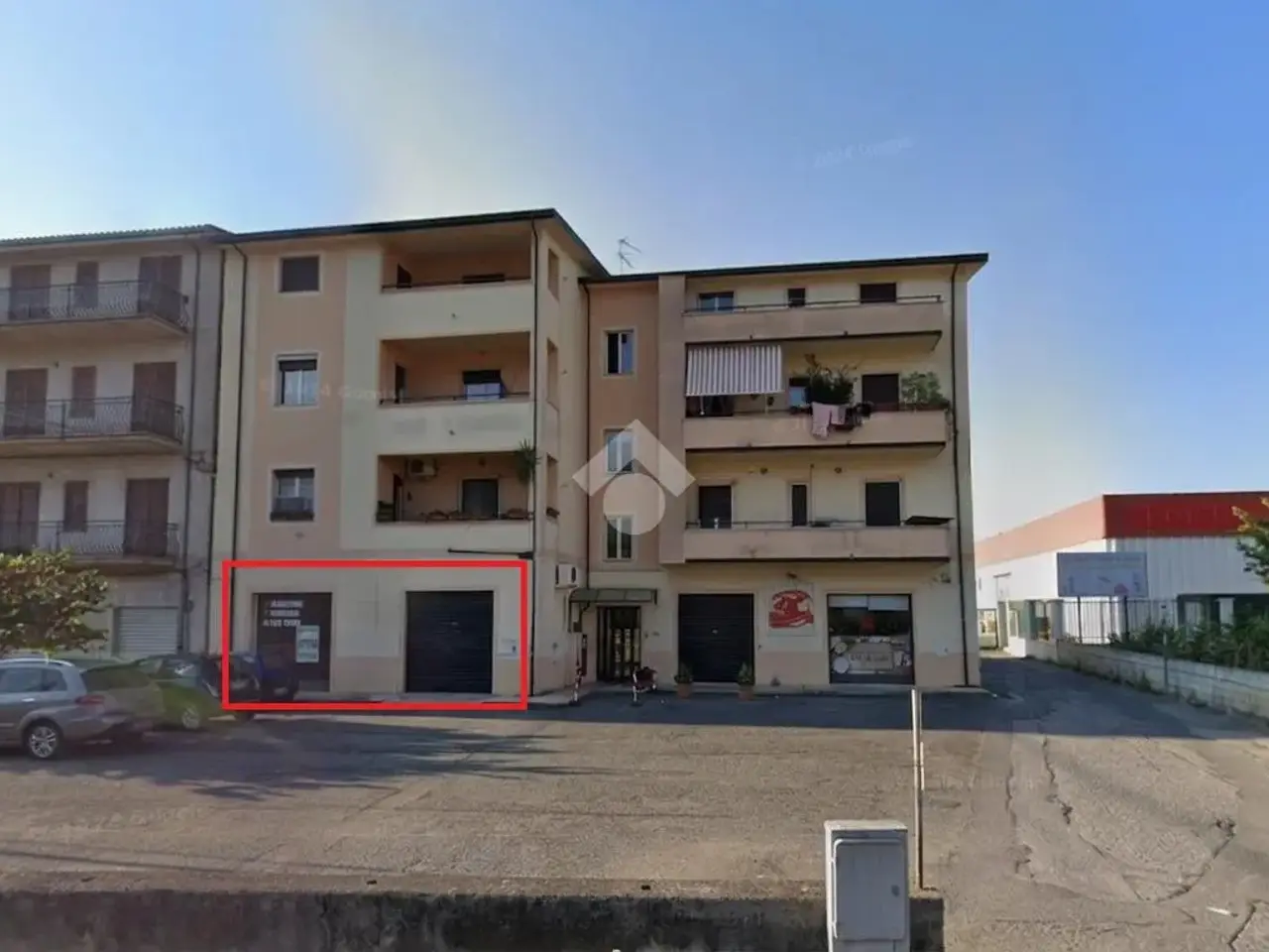 Negozio in Viale del Lavoro 144, Castrovillari, {3} - Foto 1