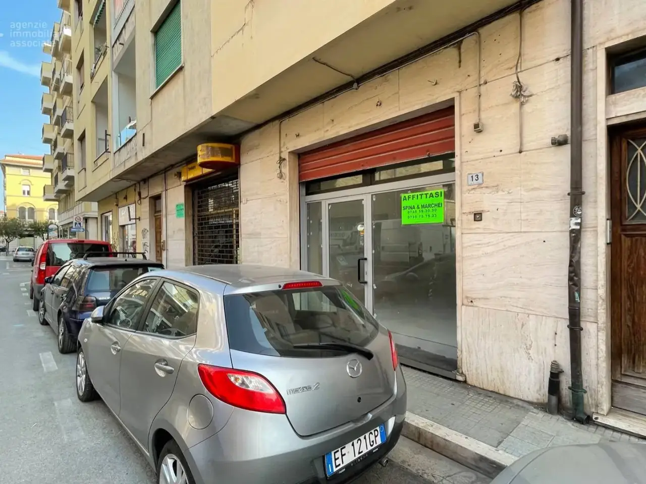 Negozio in Via Curzi 13, San Benedetto Del Tronto, {3} - Foto 2