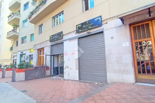 Negozio in Via Duca della Verdura 63, Palermo - Foto 1