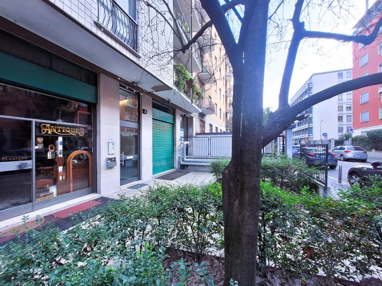 Negozio in Via Privata Marciano 8, Milano, {3} - Foto 1