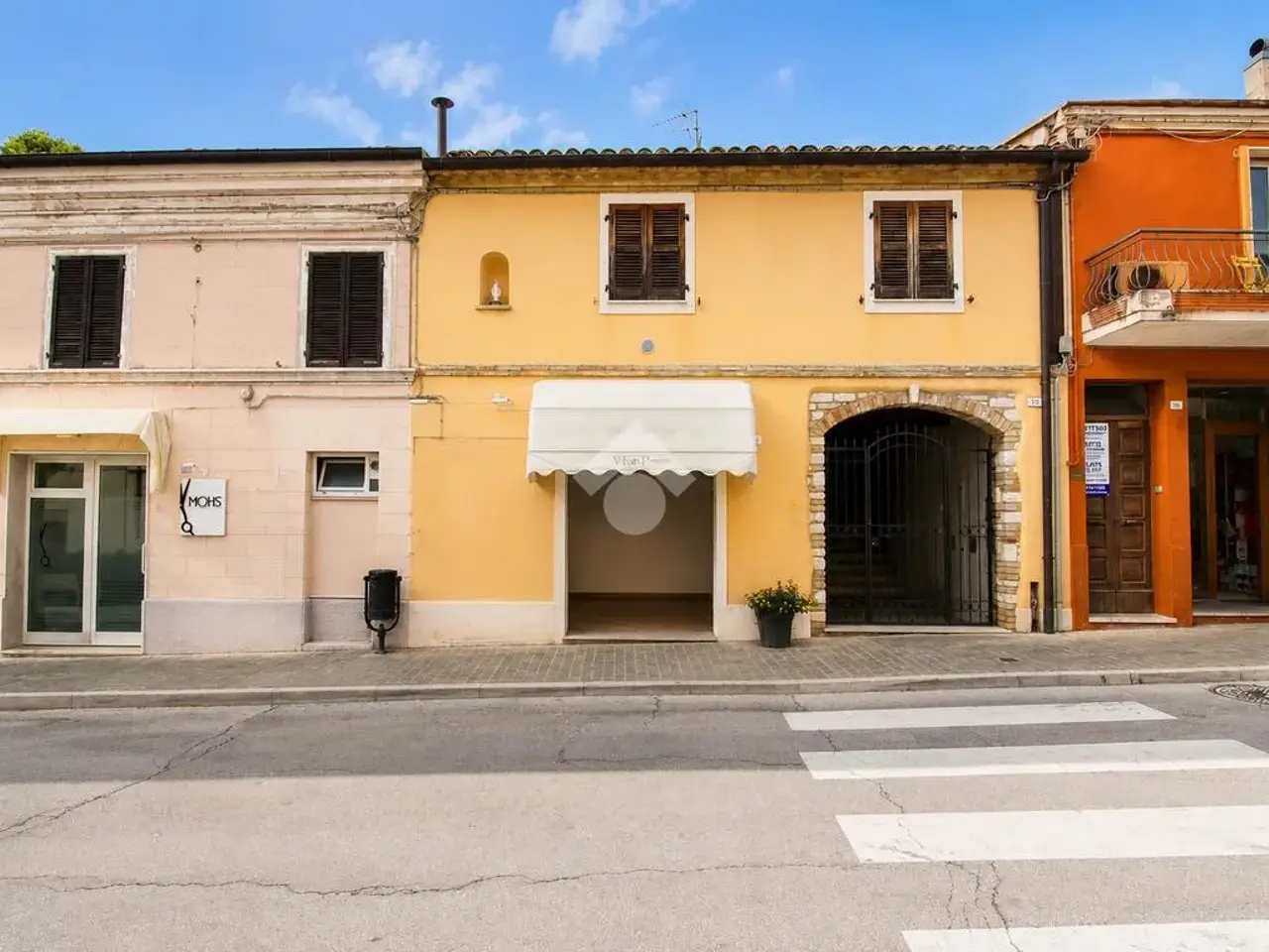 Negozio in Via Giulietti 36, Sirolo, {3} - Foto 1