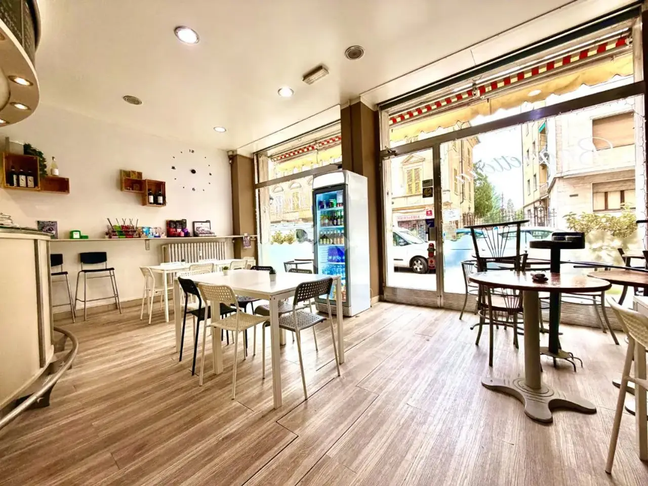 Negozio in Via Giuseppe Garibaldi 85, Novi Ligure, {3} - Foto 2