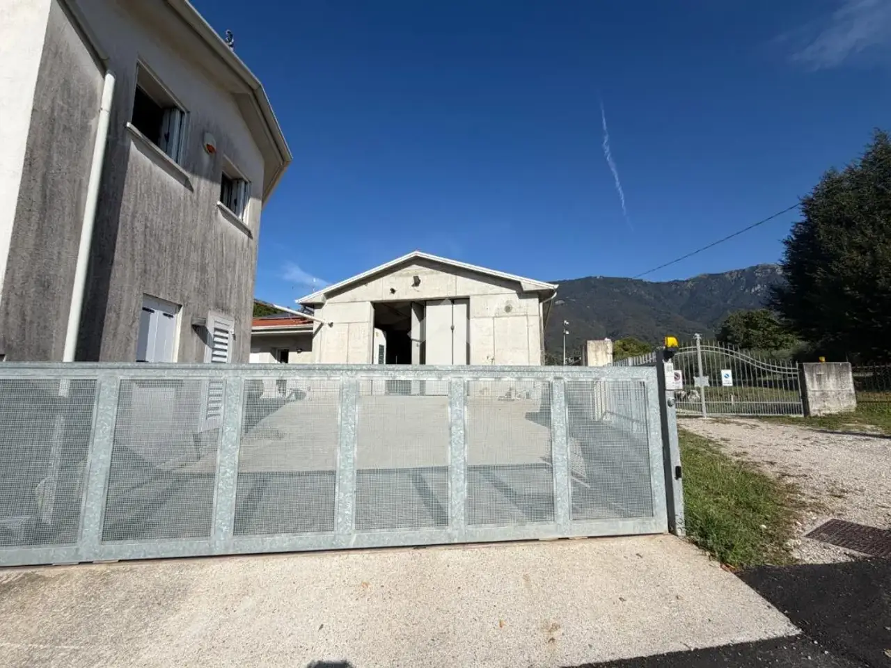 Magazzino in Via Asolana 13, Borso Del Grappa, {3} - Foto 1