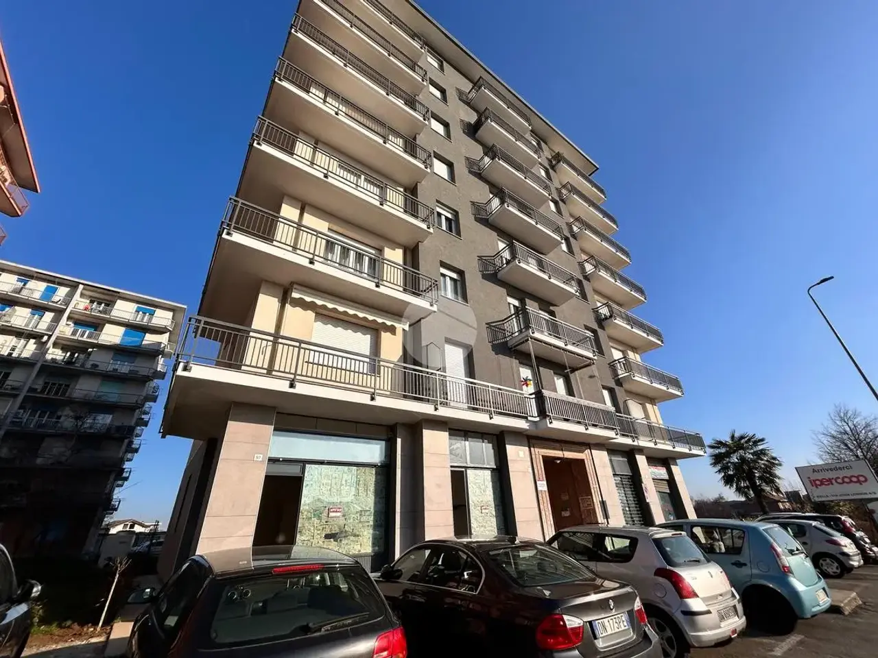 Negozio in Via Giacomo Matteotti 97, Gaglianico, {3} - Foto 2