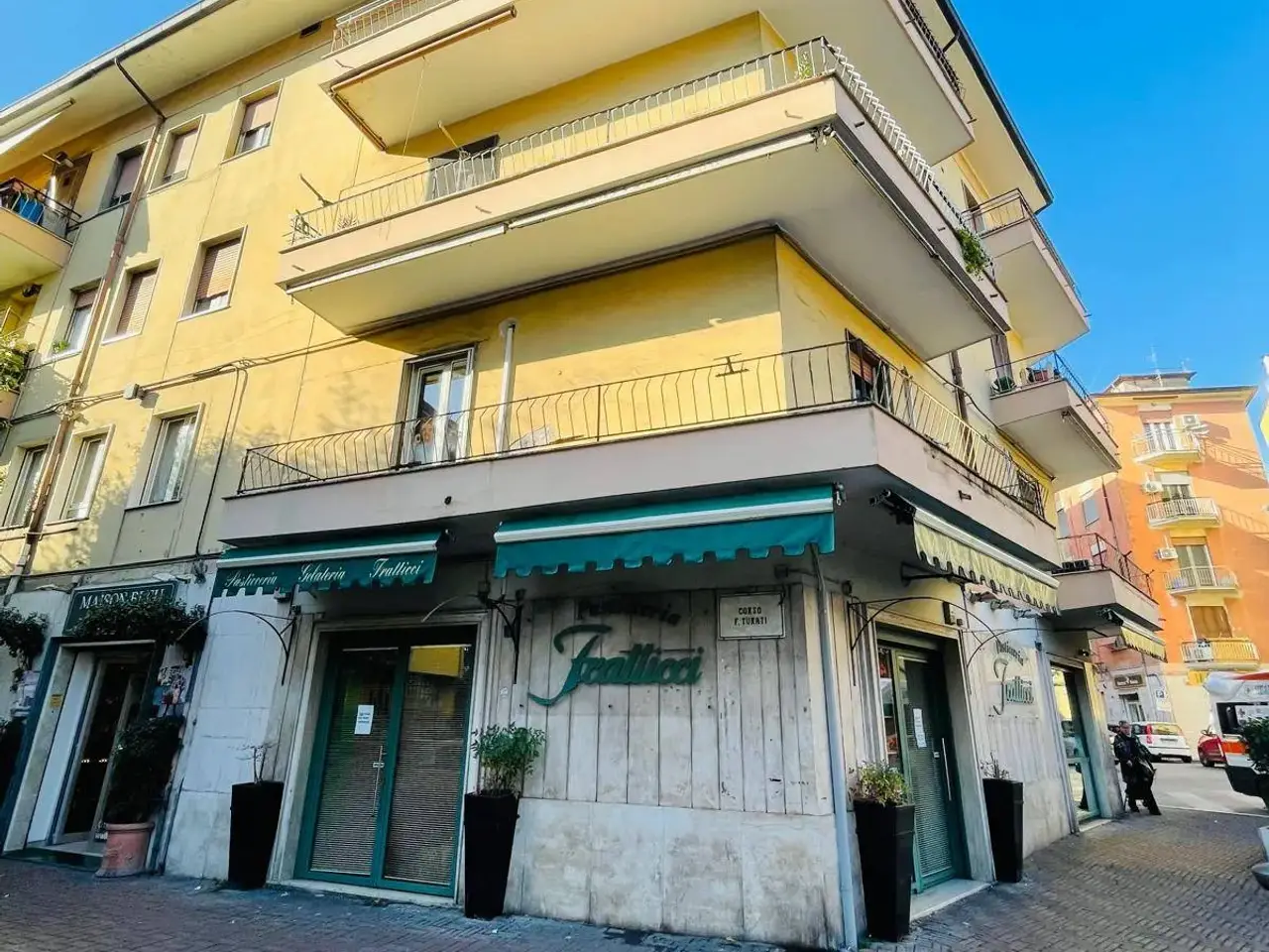 Negozio in Corso Filippo Turati 1, Colleferro, {3} - Foto 2