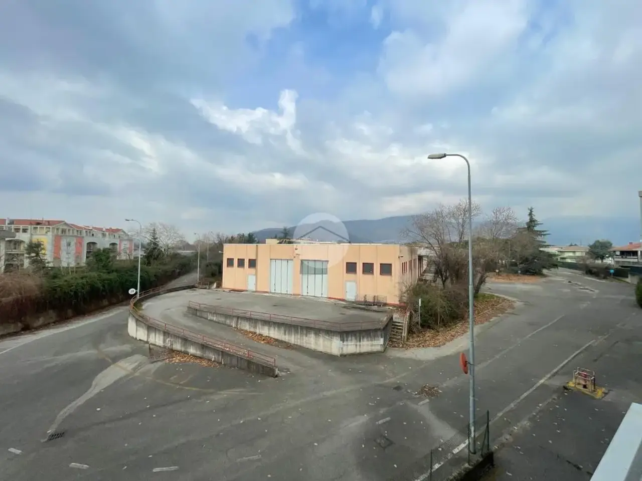 Capannone in Viale Lombardia, Torre Boldone, {3} - Foto 1