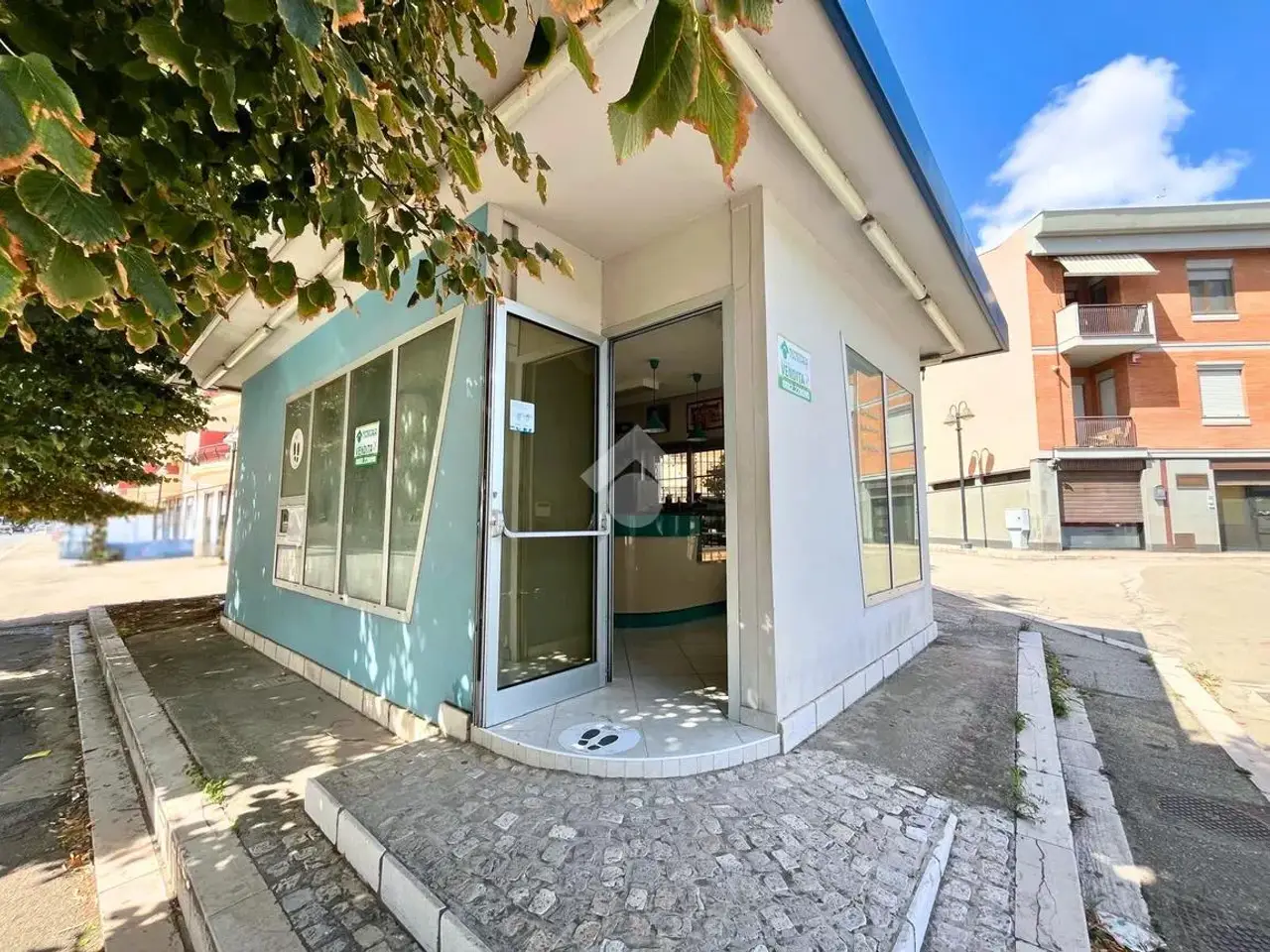 Negozio in Corso Giustino Fortunato, San Severo, {3} - Foto 2