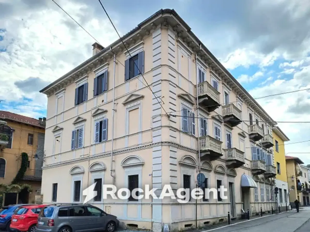 Filiale bancaria in Via Carlo Dellanegra, Serravalle Sesia, {3} - Foto 2